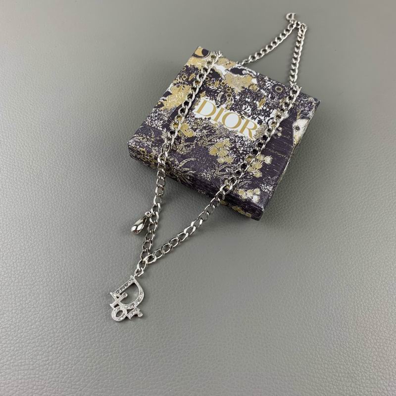 Dior Necklace 05lyr551